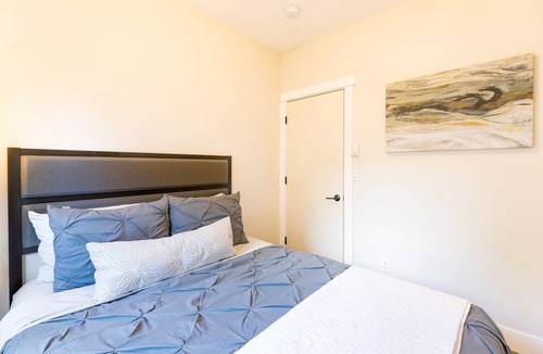 Great Falls Apartment | Updated 2 Bedroom Apartment