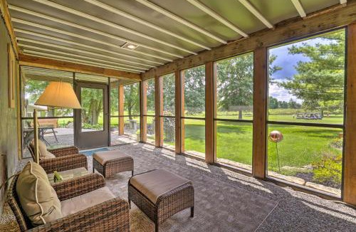 Nashport House | Updated Buckeye Lake Retreat with Game Room!