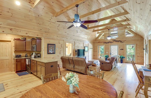 Frank Cabin | Updated Cabin By Linville Falls: Deck & Game Room!