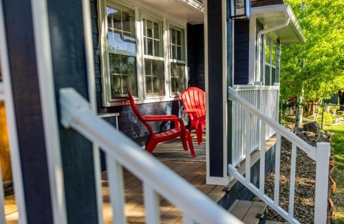 Casper House | Updated Central Cottage