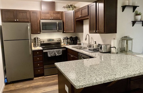 Pinehurst Condo | Upscale, Pet friendly, Main Floor, Bidet toliet Unit 1