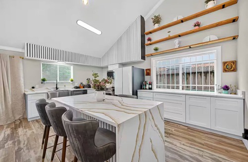 Garden Oaks House | Upscale Retreat-Games, Comfort & Cozy Vibes Await!