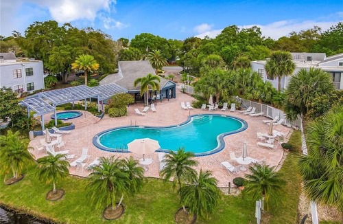 Ventura Apartment | Upstay Condo Near MCO Airport w Golf Pool