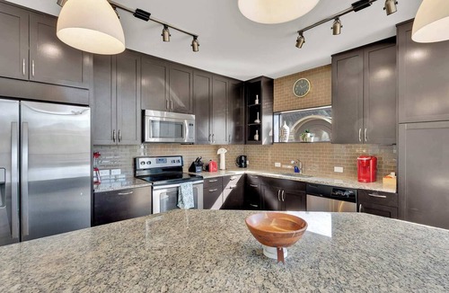Uptown Apartment | Uptown Dallas 3BR | Rooftop, Pool, Gym & Parking
