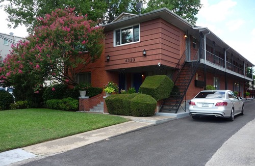 Knox - Henderson Apartment | Uptown Dallas - Bright 1 bd #4, WiFi, Parking, Near Restaurants & Shops & Safe