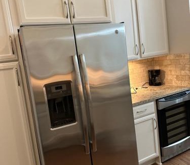 The Galleria Apartment | Uptown Galleria Area 2 bedrooms luxury 2 bathrooms