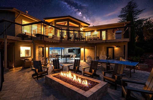 Uptown Sedona House | Uptown Splash - Wow Views! 5BR 4BA Pool, Spa, Firepit, GamesRm, Walk into Uptown