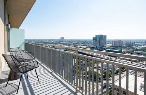 Uptown Apartment | Uptown Two Bedroom Suite with Full Kitchen & Walkable Charm