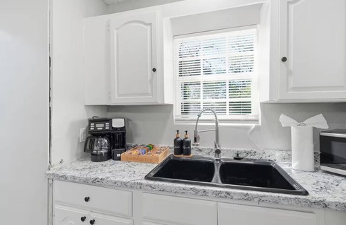 South Dallas - Fair Park House | Urban Luxe Retreat, 5 Minutes to FIFA Fan Festival