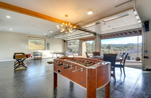 Lynx Mountain View Estates House | 222 m² House ∙ 4 bedrooms ∙ 7 guests