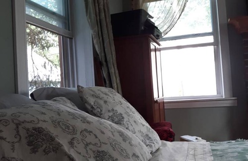 West Roxbury Resort | Private room ∙ 2 guests