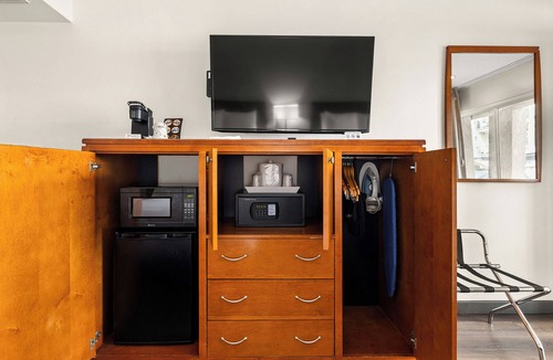 Pacific - Edison Hotel | Vagabond Inn Glendale