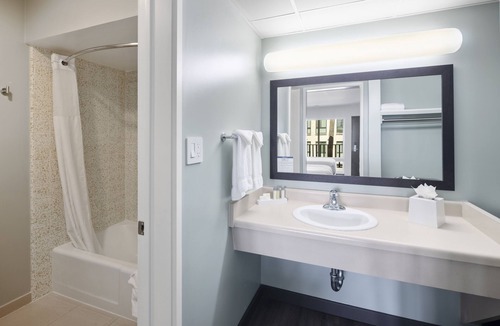 Pacific - Edison Hotel | Vagabond Inn Glendale