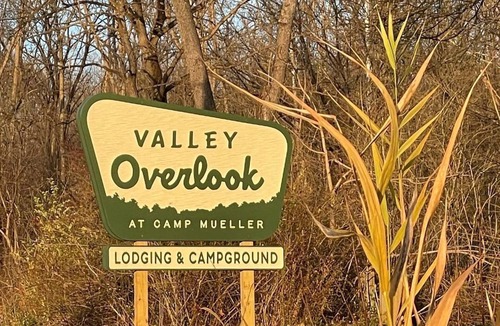 Cuyahoga Falls Cabin | Valley Overlook - Cozy Cabin near Blossom Music Center, 1BR - Peninsula, Ohion