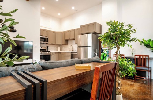 Sheridan Apartment | Vaulted Den | Chic Central 1BR + Fireplace
