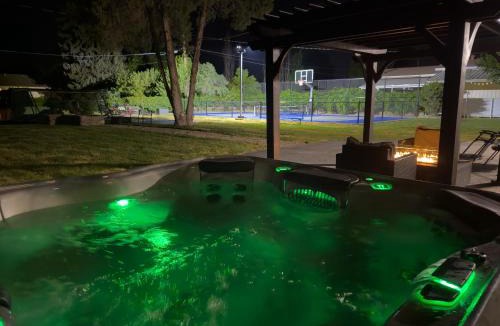 Vernal House | Vernal Sport-Court Base Camp