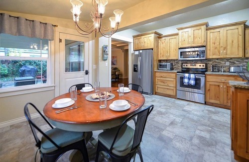 Garden District House | ViaLago Charming Mediterranean Villa with Sunny Courtyard in Downtown Coeur