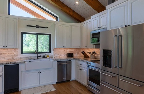 Alpine House | View-Topia ⁓Amazing Veiws⁓On 35 acre & Salt River ⁓ Fly Fishing ⁓ Trail Riding