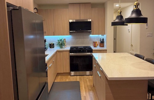 Rio Vista House | VILLA VERDE WALKING DISTANCE TO RIVER ~Rio Vista Lovely 3 bd room~ SMTX