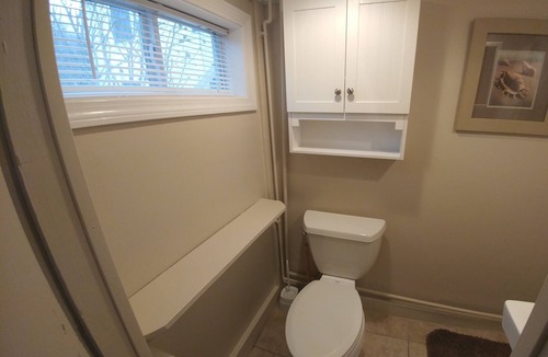 Ogunquit Apartment | Village Location-6 minute walk to Ogunquit Beach-Great Spring and Fall rates