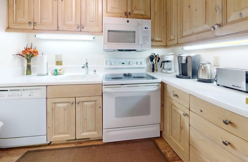 Sun Valley Condo | Villager Condo 1235 - In the Heart of Sun Valley Resort with Resort Pools