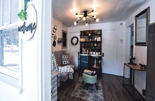 Mullan Apartment | Vintage Motel Riverside Apt. #7