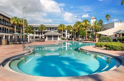 West Kissimmee Hotel | voco Kissimmee Orlando by IHG