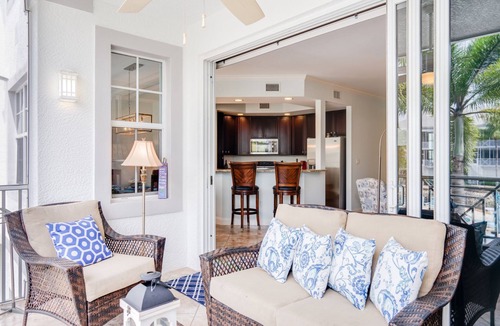 Bonita Shores Condo | VOTED BEST BONITA VALUE, VRBO PREMIER HOST , FAMILY FRIENDLY