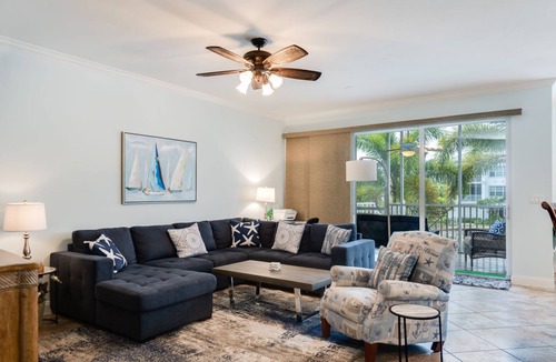 Bonita Shores Condo | VOTED BEST BONITA VALUE, VRBO PREMIER HOST , FAMILY FRIENDLY