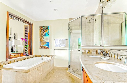 Wailua House | Waipouli Beach Oceanfront Resort