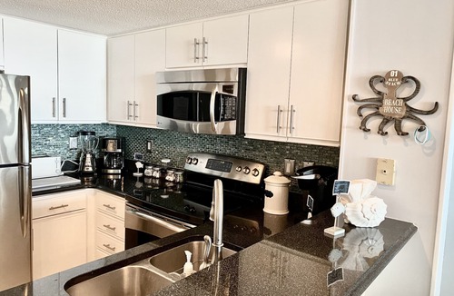 Ocean Drive Condo | WAKE UP TO OCEAN WAVES! BEACH FRONT 3BR BOUTIQUE CONDO IN PREMIERE LOCATION!