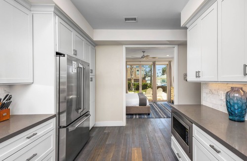 Crown Point House | Wake Up to the Waves- Private Beach Home