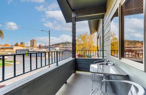Coeur d'Alene Apartment | Walk Downtown Modern Coeur dAlene Getaway