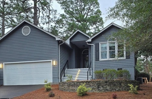 Pinehurst House | WALK EVERYWHERE - Newly renovated 3 BR Pinehurst home in unbeatable location