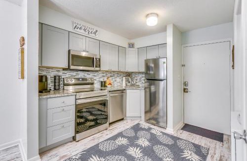 Folly Field House | Walk to Beach & Golf Course: Hilton Head Getaway!