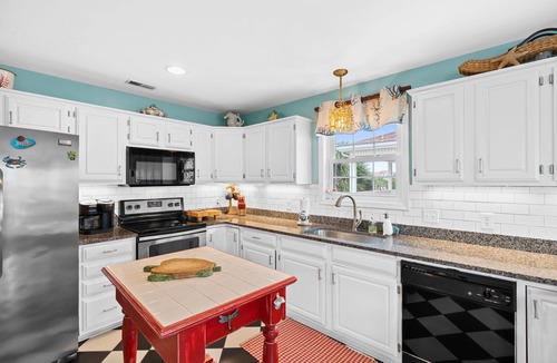 Ocean Isle Beach House | Walk to Beach, Restaurants and Park! Dock your Boat! Views and Sunsets!