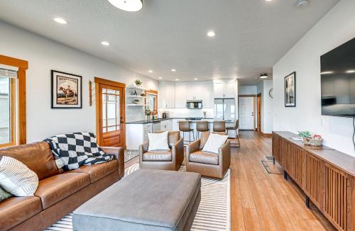 Polson House | Walk to Flathead Lake Polson Home with Balcony