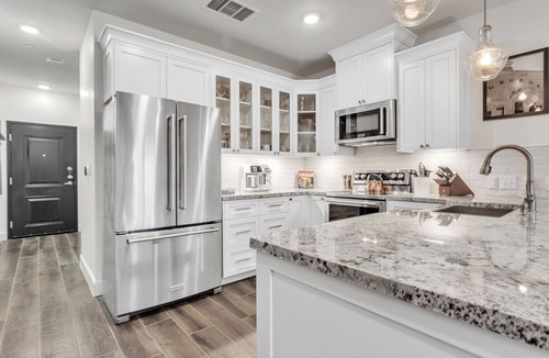 Gruene Condo | Walk to Gruene-Guadalupe Riverfront-River Access-Stylish Texas Music Retreat