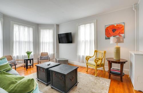 Mid-Cambridge Apartment | Walk to Harvard Square Apartment in Cambridge