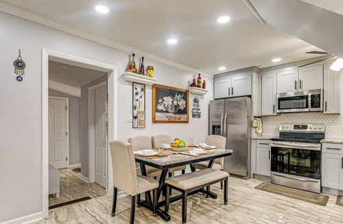 Burlington House | Walk to Historic Dtwn Burlington: Home w/Yard