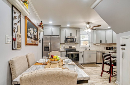 Burlington House | Walk to Historic Dtwn Burlington: Home w/Yard