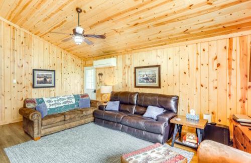 Kelleys Island House | Walk to Lake Kelleys Island Gem with Deck!
