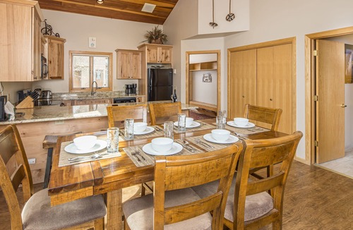 Big Horn House | Walk to Lifts | Cozy 3BR Condo in Big Sky | Centrally Located For Summer Fun