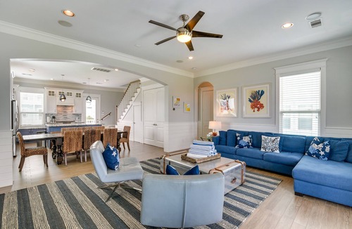 Beachside Village House | Walk to Ocean! Group Beach House in Galveston