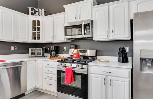 Church Hill House | Walkable Church Hill Stay | Private Patio & Grill