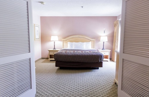 Wallace Hotel | Wallace Inn