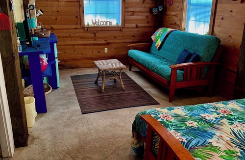 Port Lavaca House | water front home on matagorda bay sleeps 8 just 1 block from boat ramp beach