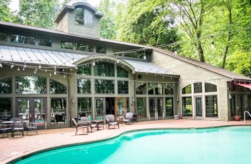 Midlothian House | Water Front Iconic Gem Estate w Pool Pavilion Retreat indoor & outdoor amenities