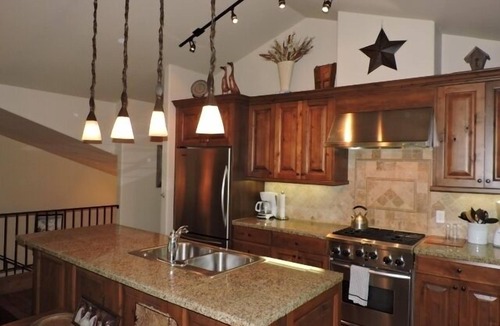 Ketchum House | Water Front Serenity AND Close Enough To Walk To The River Run Lifts And Central Ketchum!