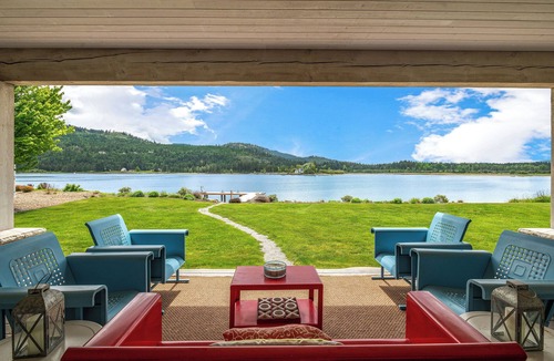 Laclede House | Waterfront, Boat Lift, Hot Tub, Luxury Farmhouse